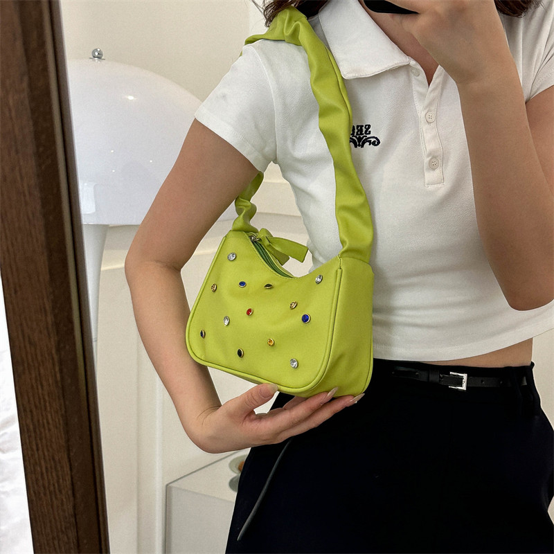 Geantă de găleată din PU pentru femei