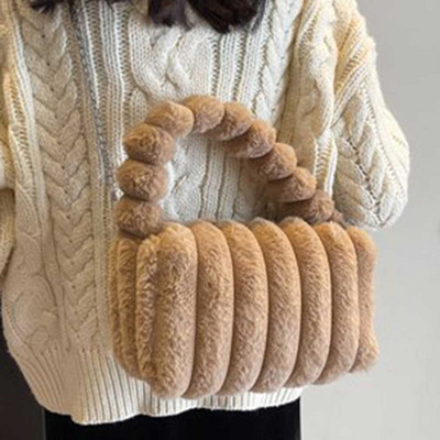 Γυναικεία βελούδινη τσάντα με λαβή μονόχρωμη Μικρό τσαντάκι νομισμάτων Μεγάλης χωρητικότητας Τσάντα από ψεύτικη γούνα Casual για το φθινόπωρο χειμώνα