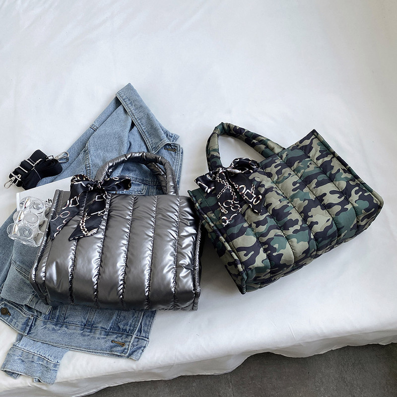 Talvine puuvillane polsterdatud kott Naiste õlakott Suure mahutavusega kandekott Pure Color Crossbody kandekott Tepitud polsterdatud õlakott