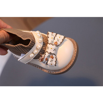 2023 Νέες φθινοπωρινές μπότες κάλτσας για βρέφη για κοριτσάκια με μαργαριταρένιο φιόγκο Γλυκό χαριτωμένο παιδικό περιστασιακό πλεκτό κοντό μποτάκι για νήπια Pu δερμάτινα παπούτσια