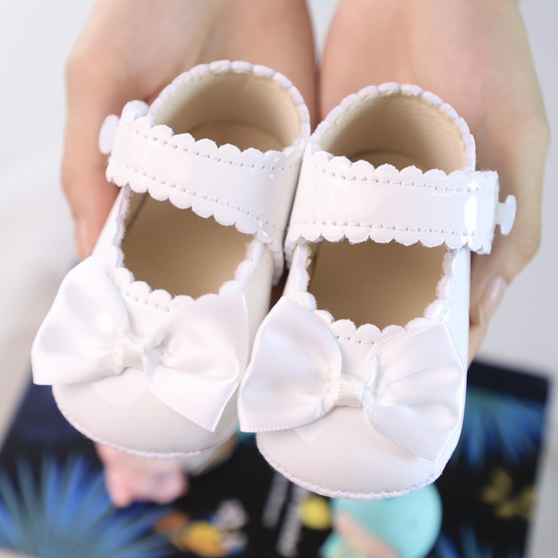 Beebi väikelaste kingad Beebitüdruku esimene paar esijalatseid Moodsad hingavad Mary Jane Elegantsed jalatsid.