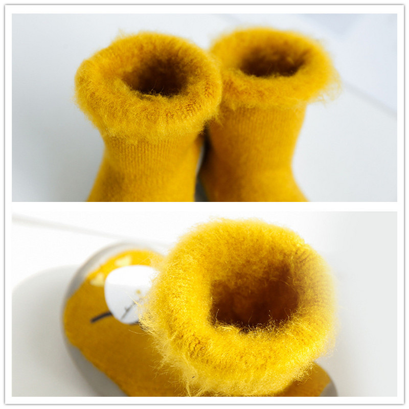 Baba zokni Cipők Téli Gyerek Zokni Tipegő Újszülött Fiúk Csúszásmentes zokni Gyerek Lány Meleg Padló Cipők Első sétáló 0-3 éves korig