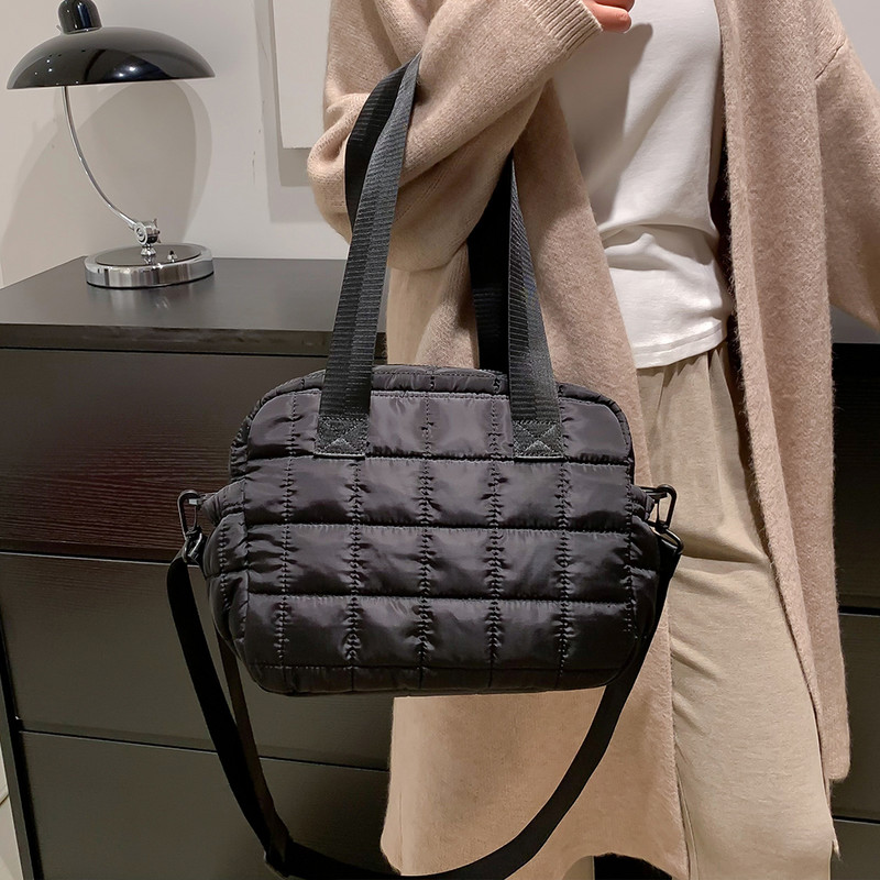 Geantă de mână matlasată pentru femei, de capacitate mare, pliată, cu umăr cu bule, din bumbac căptușită pentru toamna iarnă pentru doamne fete