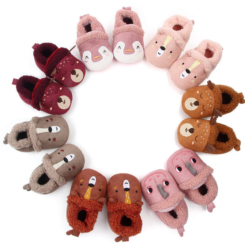 Παπούτσια για μωρά Αξιολάτρευτα παιδικά παντόφλες για μικρά αγόρια για κοριτσάκι με μαλακή σόλα Παπούτσια κούνιας Χαριτωμένα καρτούν Αντιολισθητικές παντόφλες μωρών Prewalker