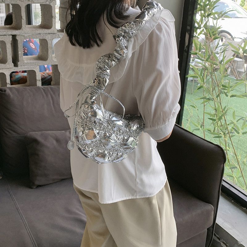 Laser γυαλιστερές καπιτονέ χιαστί τσάντες για γυναίκες Μόδα τσάντες και πορτοφόλια Τσάντες σχεδιαστών Totes Μικρή τσάντα ώμου με πλισέ επένδυση