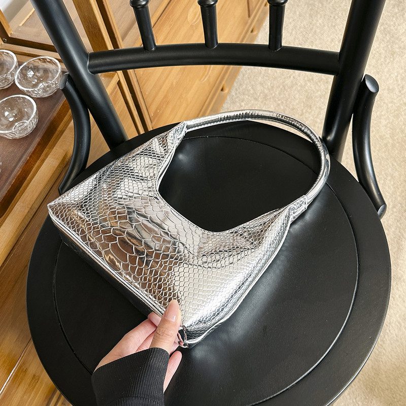 Moodne vintage ussinaha mustriga nahast käekott, ühevärviline retro vabaaja mitmekülgne naiste kandikott Luksuslik naiste õlakott