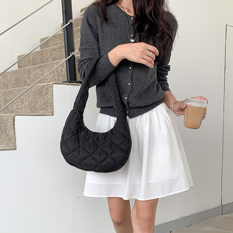 Γυναικεία καπιτονέ τσάντα ώμου Ευέλικτη τσάντα φουσκωμένη μασχάλη Ελαφριά τσάντα μασχάλης με επένδυση Χειμερινή τσάντα αγορών