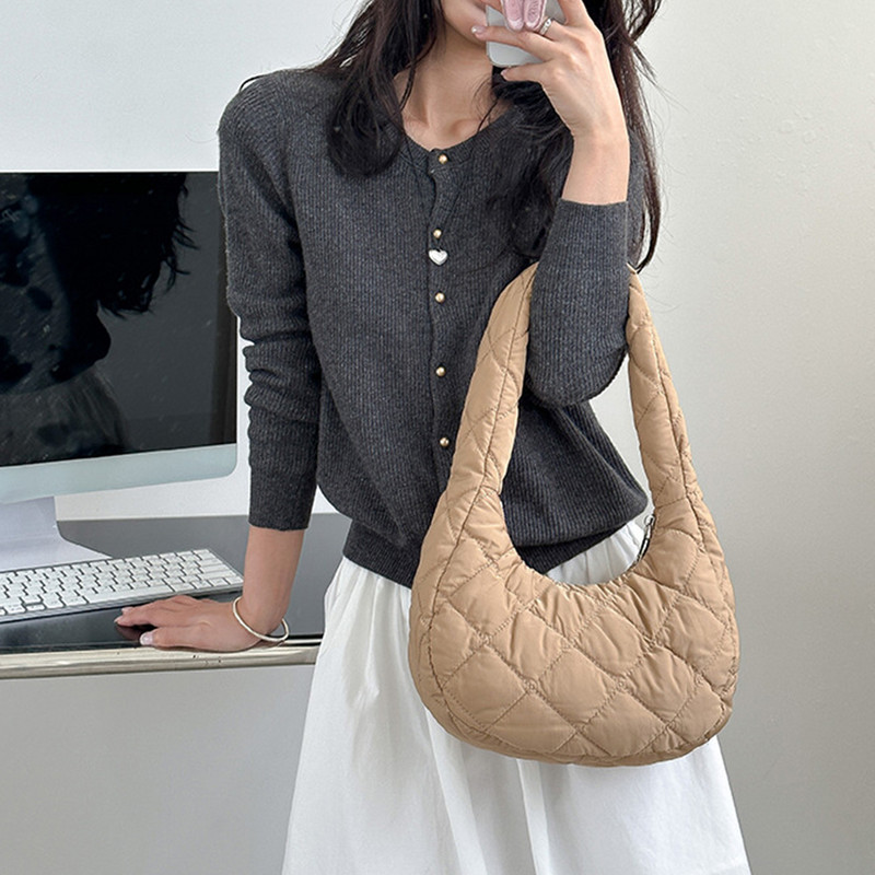Γυναικεία καπιτονέ τσάντα ώμου Ευέλικτη τσάντα φουσκωμένη μασχάλη Ελαφριά τσάντα μασχάλης με επένδυση Χειμερινή τσάντα αγορών