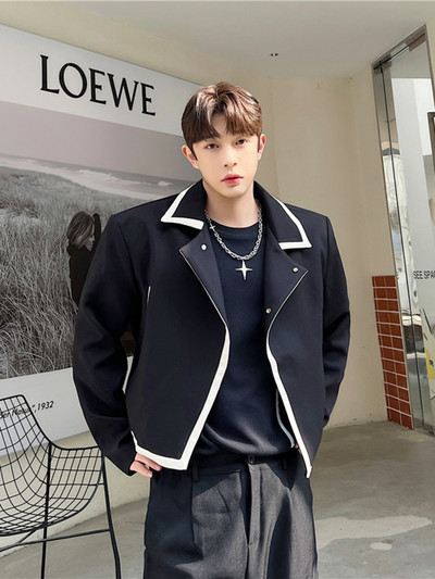 SYUHGFA Moda de primăvară Design de culoare contrastantă Jachetă casual stil scurtă 2023 Guler răsturnat Topuri casual pentru bărbați cu un singur buton
