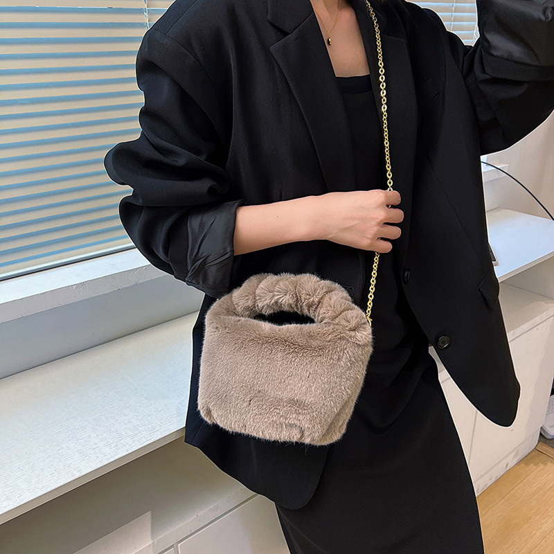 Χειμερινές γυναικείες τσάντες γυναικείες τσάντες χειρός από ψεύτικη γούνα Επάνω λαβή Λούτρινη τσάντα ώμου χιαστί Πορτοφόλι Πολυτελείς ντιζάιν τσάντες καρπού