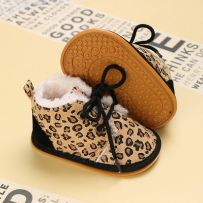 Leoparditeemalised beebijalatsid poistele vastsündinule väikelapsele vabaaja puuvillane tald, libisemisvastane, hingav esimesed jalakäijad roomamismokasiinid