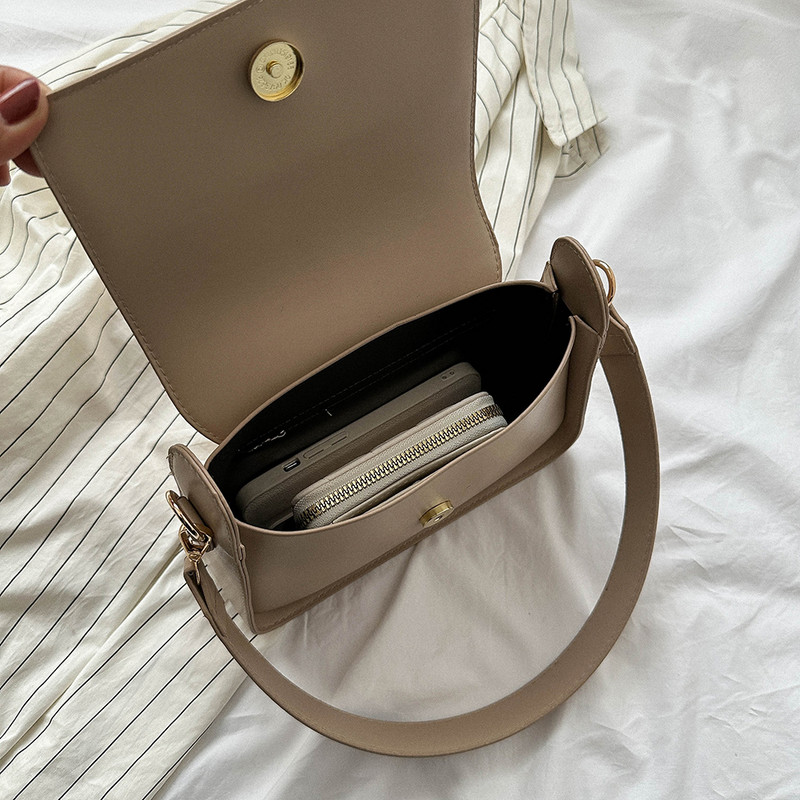 Moekaskott Naiste ühevärvilised käekotid PU-nahast vabaaja kaenlaaukott Naiste kaenlaaluste kotid Trendikas ülemise käepidemega käekott