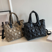 Γυναικεία καπιτονέ με επένδυση από νάιλον επάνω λαβή Διαστημική τσάντα σχεδιαστής τσάντα ταξιδιού μεγάλης χωρητικότητας Γυναικεία τσάντα ώμου με επένδυση με πούπουλα