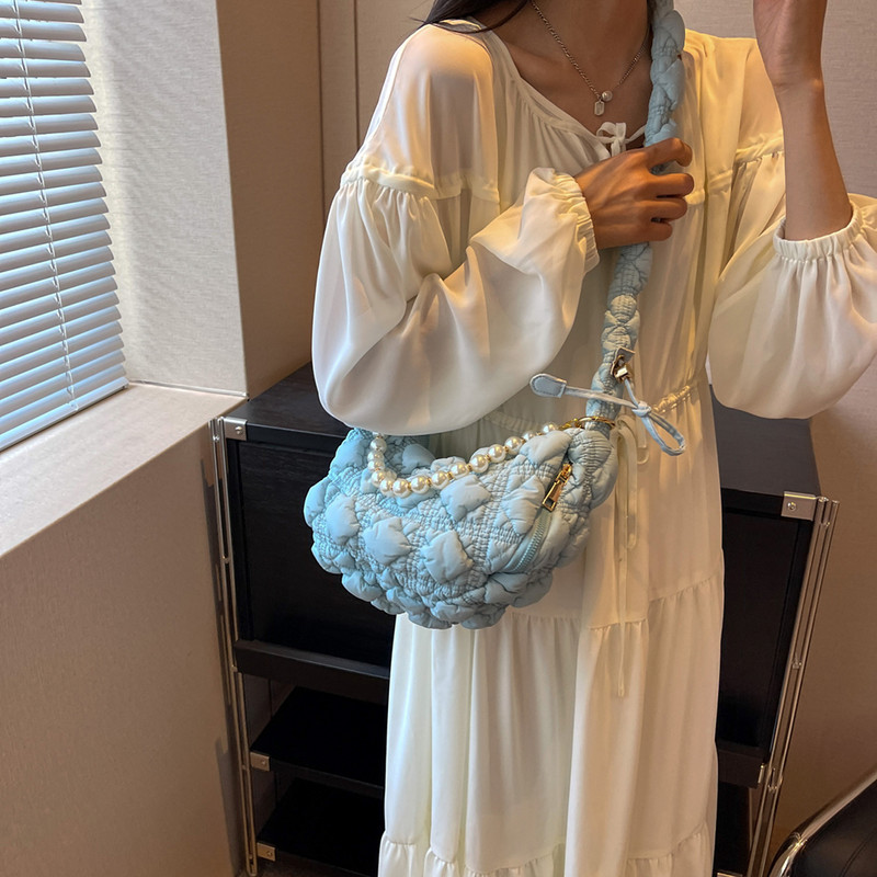Genți încrețite pentru femei Genți de umăr Genți de mână cu pliuri matlasate în nor Geantă de mână cu lanț de perle Geantă moale de călătorie Messenger 2023 주름가방