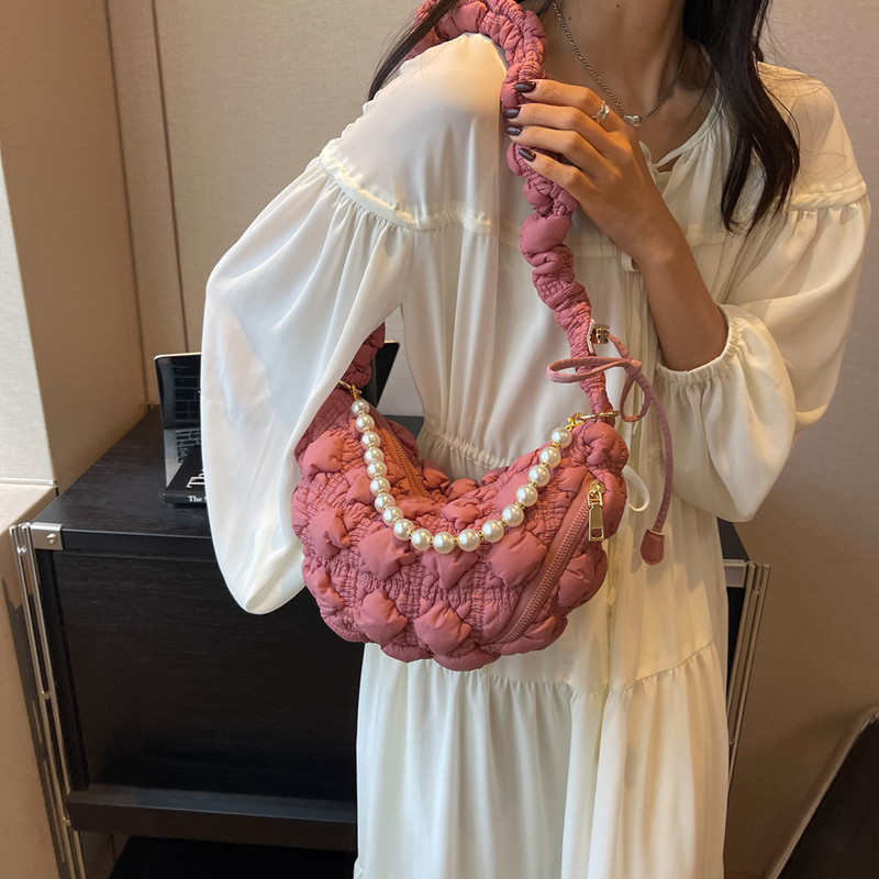 Genți încrețite pentru femei Genți de umăr Genți de mână cu pliuri matlasate în nor Geantă de mână cu lanț de perle Geantă moale de călătorie Messenger 2023 주름가방