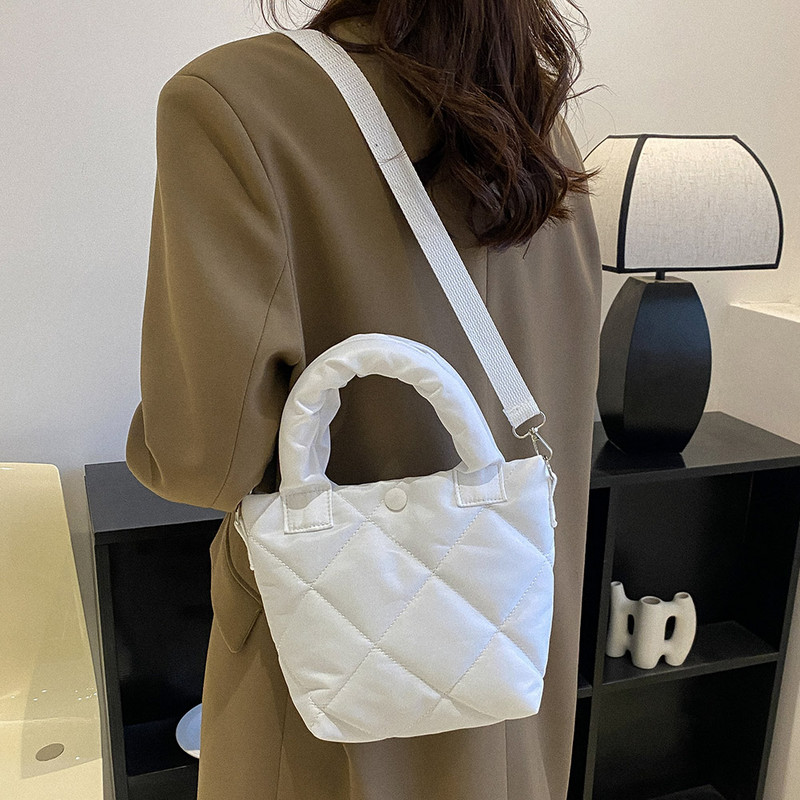 Νέες γυναικείες τσάντες ώμου με επένδυση Oxford Fashion Κέντημα με νήμα ρόμβου Μικρές τσάντες χιαστί για κορίτσια Τσάντες με κορυφαίο χερούλι Τσάντες