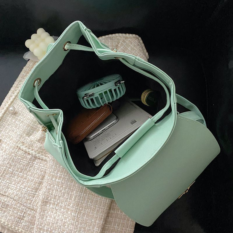 Moodne seljakott naistele Kvaliteetne PU-nahast naiste seljakott, suure mahutavusega välireisi seljakott tüdrukute koolikott