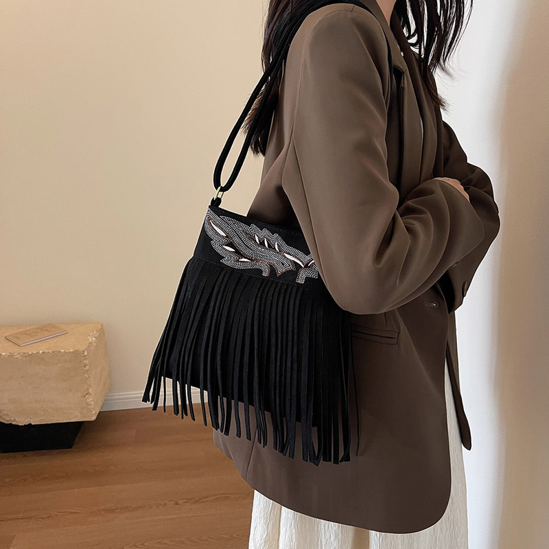 Dámske luxusné semišové kabelky cez rameno Gusure Vintage Tassel Crossbody, malé ručné a kabelkové kabelky, luxusný dizajn, podpazušie, kabelka Hobos