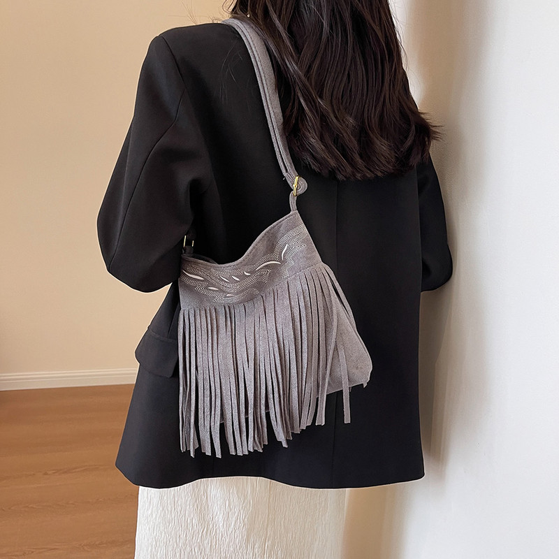 Dámske luxusné semišové kabelky cez rameno Gusure Vintage Tassel Crossbody, malé ručné a kabelkové kabelky, luxusný dizajn, podpazušie, kabelka Hobos