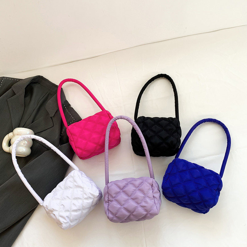 Nylonové malé tote tašky prešívané kosoštvorcové mriežkové dámske tašky cez rameno módne ležérne jednofarebné elegantné dámske tašky do podpazušia