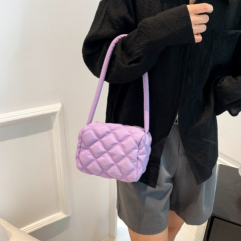 Nylonové malé tote tašky prešívané kosoštvorcové mriežkové dámske tašky cez rameno módne ležérne jednofarebné elegantné dámske tašky do podpazušia