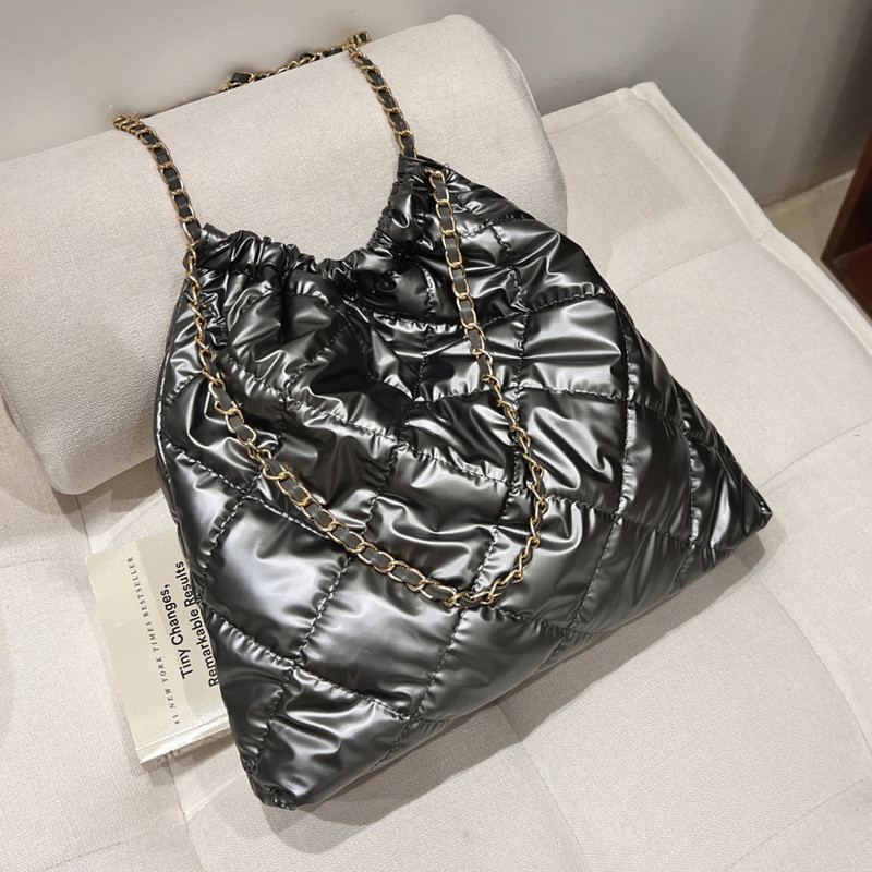 Geantă laterală moale de umăr pentru femei 2023 Trend Fashion Design Lanț cu fermoar mare Pânză de mână Genți de mână cu captuseală Genți de mână Poșetă