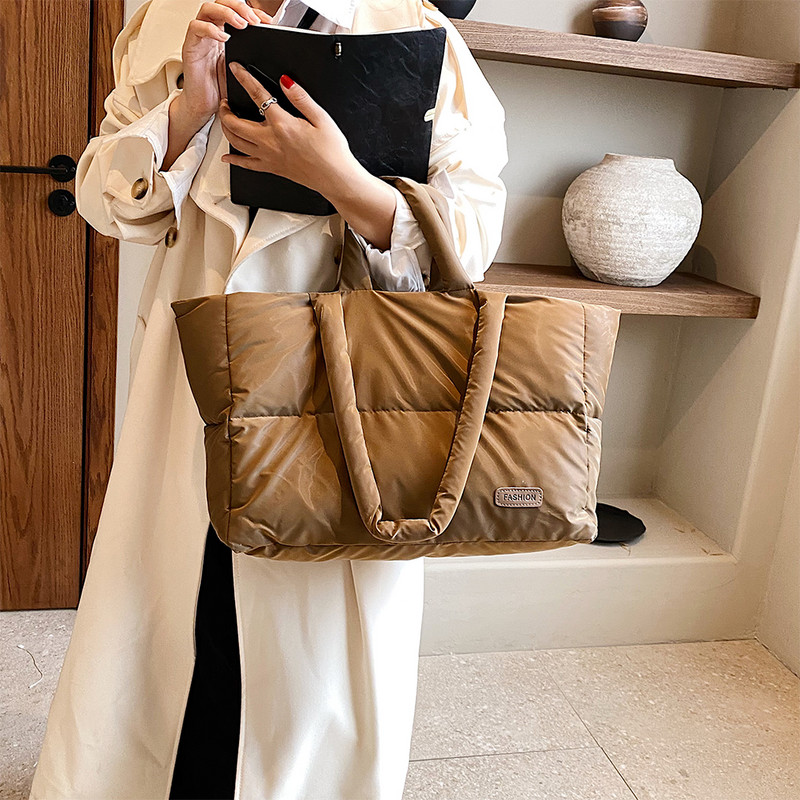 Geantă de umăr căptușită din bumbac, pentru femei, geantă puffer, geantă de mână umflată matlasată.