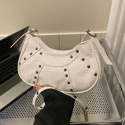 Μόδα γυναικεία τσάντα ώμου Τσάντα μασχάλης Σχέδιο τσάντα μασχάλης Τσάντα σέλας με πριτσίνια μονόχρωμη τσάντα Messenger Τσάντες Hobos Τσάντες Y2K Πορτοφόλι