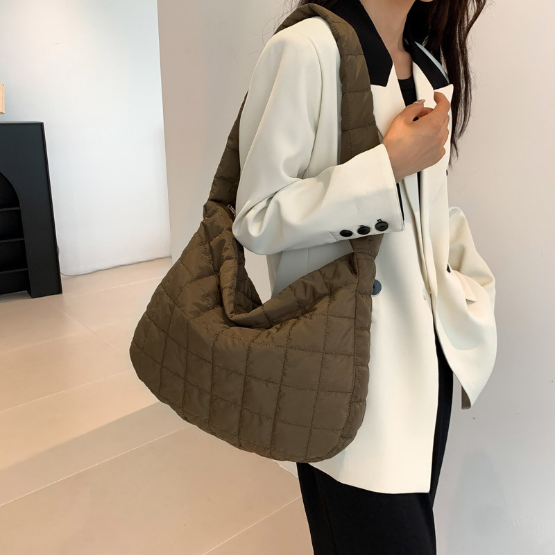 Dámska prešívaná polstrovaná taška cez rameno, pevná taška tote, veľká kabelka, crossbody taška