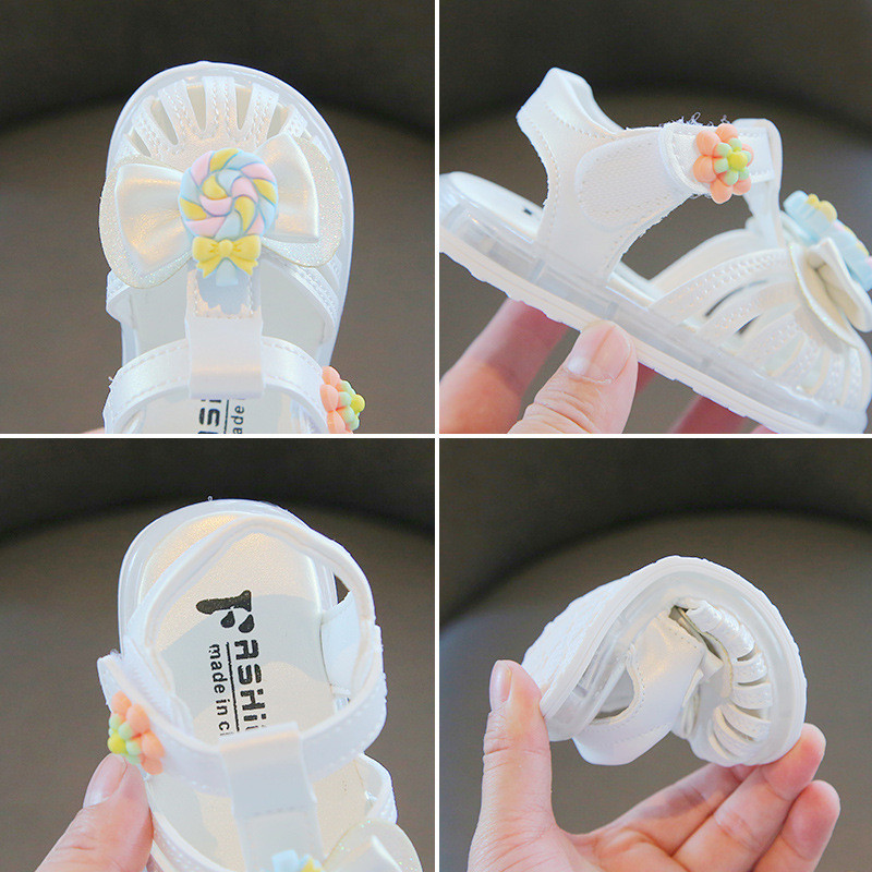 Nyári LED-lámpás babaszandálok, divatos, aranyos édesség virágok, puha talpú kisgyermekcipők, üreges, izzó, hercegnős szandálok