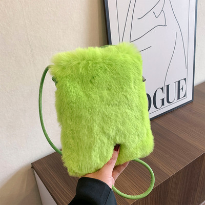 Pehme kandekott naistele kohev käekott Rahakott Kunstkarusnahast udune Crossbody kott Talvine karvane õlakott Vabaaja naiste telefonikott Uus