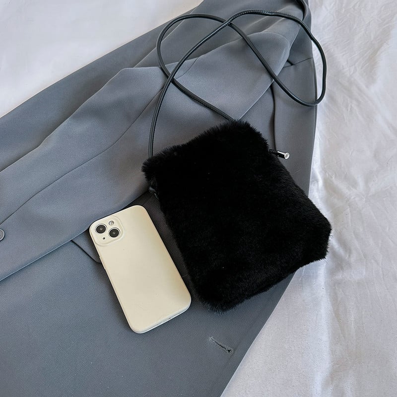 Pehme kandekott naistele kohev käekott Rahakott Kunstkarusnahast udune Crossbody kott Talvine karvane õlakott Vabaaja naiste telefonikott Uus