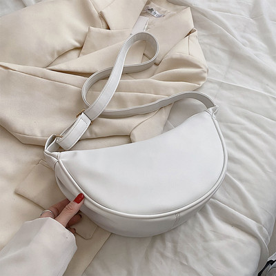 Vienkrāsains krūšu soma sievietēm Lielas ietilpības ceļojumu Crossbody Sieviešu Half Moon jostas soma Sieviešu ikdienas Street Fanny Packs Somiņas