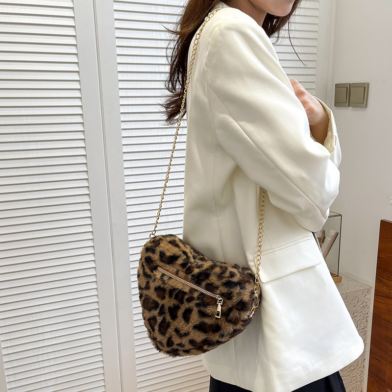 Geantă de umăr pufoasă pentru femei, cu fermoar, geantă ghiozdan de pluș, geantă de mână cu inimă de dragoste, versatilă, moale, poșetă elegantă