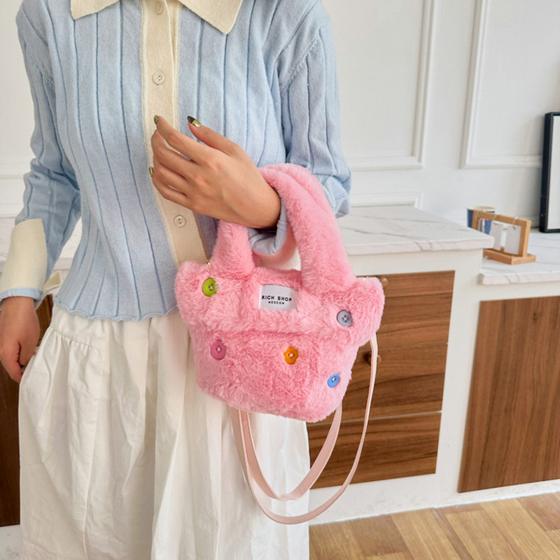 Zimska modna velika torba od umjetnog krzna Mekana topla pahuljasta ručna torbica Moderna dizajnerska mala torbica visoke kvalitete Ženske plišane torbice