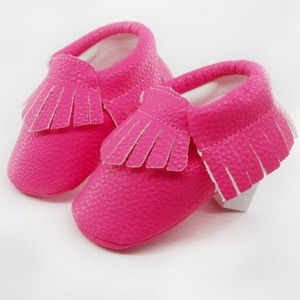 Käsitsi valmistatud Baby Moccassins Pehme põhjaga mood Tutid Vastsündinutele Tüdrukutele Kingad 12värvi PU nahast Väikelaste Laste Eelkõndijad Saapad