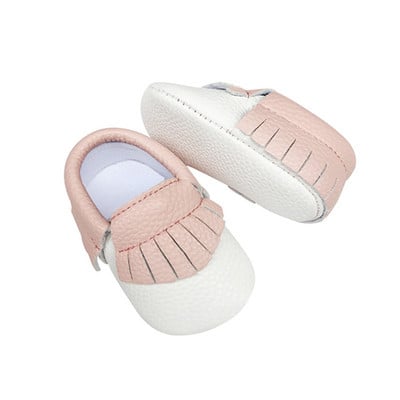 Käsitsi valmistatud Baby Moccassins Pehme põhjaga mood Tutid Vastsündinutele Tüdrukutele Kingad 12värvi PU nahast Väikelaste Laste Eelkõndijad Saapad