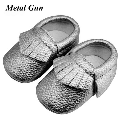 Käsitsi valmistatud Baby Moccassins Pehme põhjaga mood Tutid Vastsündinutele Tüdrukutele Kingad 12värvi PU nahast Väikelaste Laste Eelkõndijad Saapad