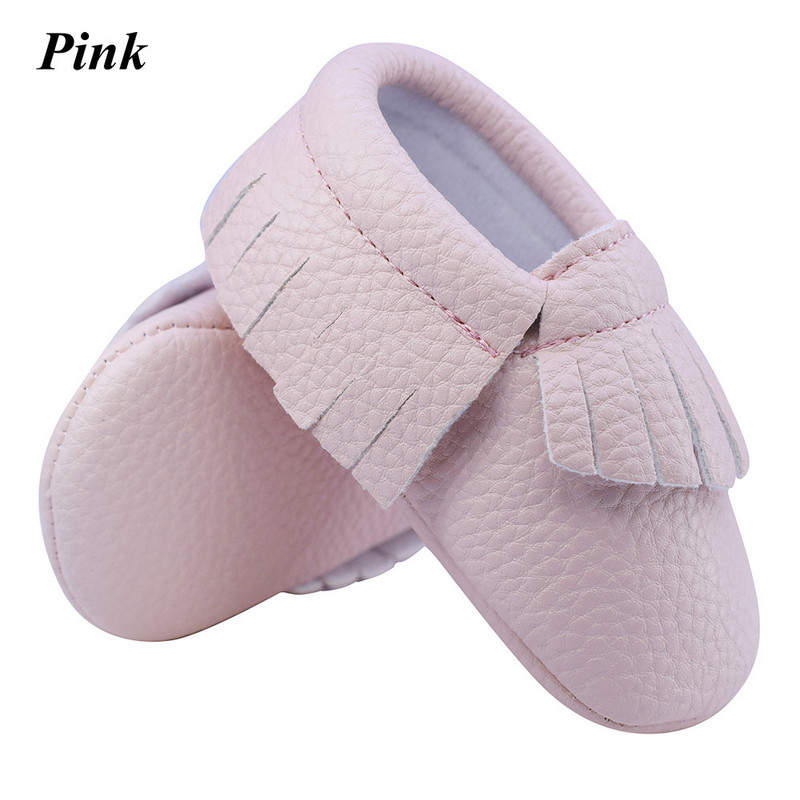 Käsitsi valmistatud Baby Moccassins Pehme põhjaga mood Tutid Vastsündinutele Tüdrukutele Kingad 12värvi PU nahast Väikelaste Laste Eelkõndijad Saapad