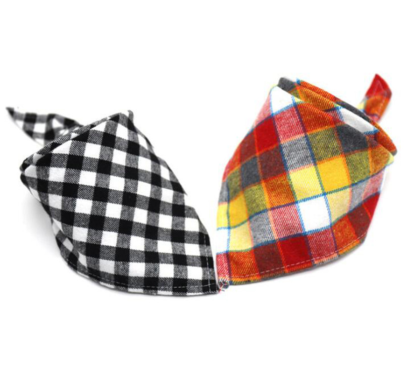 Lemmikloomade bandaanid Klassikaline ruuduline väike koer Kassi pudipõlled Puuvillane sall Kolmnurkne side kassidele Kutsikapea sall Kaelaräti tarvikud