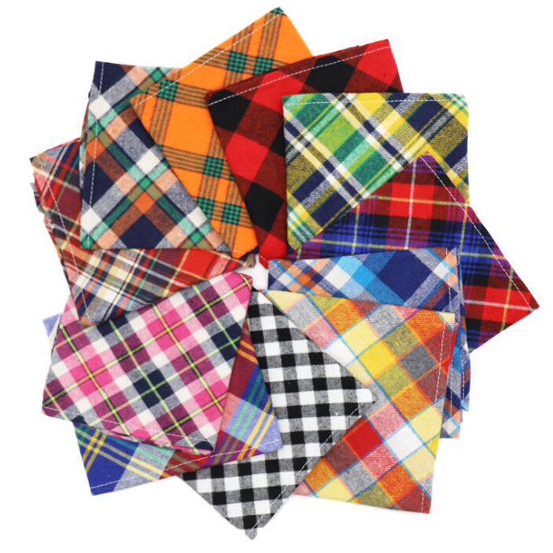 Lemmikloomade bandaanid Klassikaline ruuduline väike koer Kassi pudipõlled Puuvillane sall Kolmnurkne side kassidele Kutsikapea sall Kaelaräti tarvikud