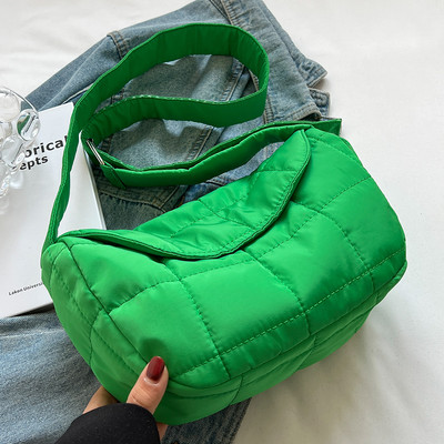 Γυναικείες μοδάτες καπιτονέ τσάντες 2023 Φθινόπωρο Χειμώνας Νέες χιαστί τσάντες για κορίτσια Casual tote Γυναικεία τσάντα ώμου με βαμβακερή επένδυση