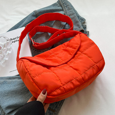 Γυναικείες μοδάτες καπιτονέ τσάντες 2023 Φθινόπωρο Χειμώνας Νέες χιαστί τσάντες για κορίτσια Casual tote Γυναικεία τσάντα ώμου με βαμβακερή επένδυση