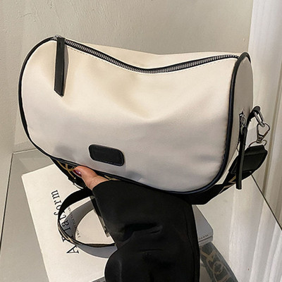 Ženska torba za preko ramena Clash of Colour PU jastučna torba za rame Podesiva naramenica Kurirska torba Ženska torba za ležerne kupnje