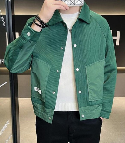 Jachetă din sarg cu rever Jachetă ocazională pentru bărbați Jachetă cu buzunar mare în aer liber Jachete de vânt pentru bărbați Îmbrăcăminte de îmbrăcăminte