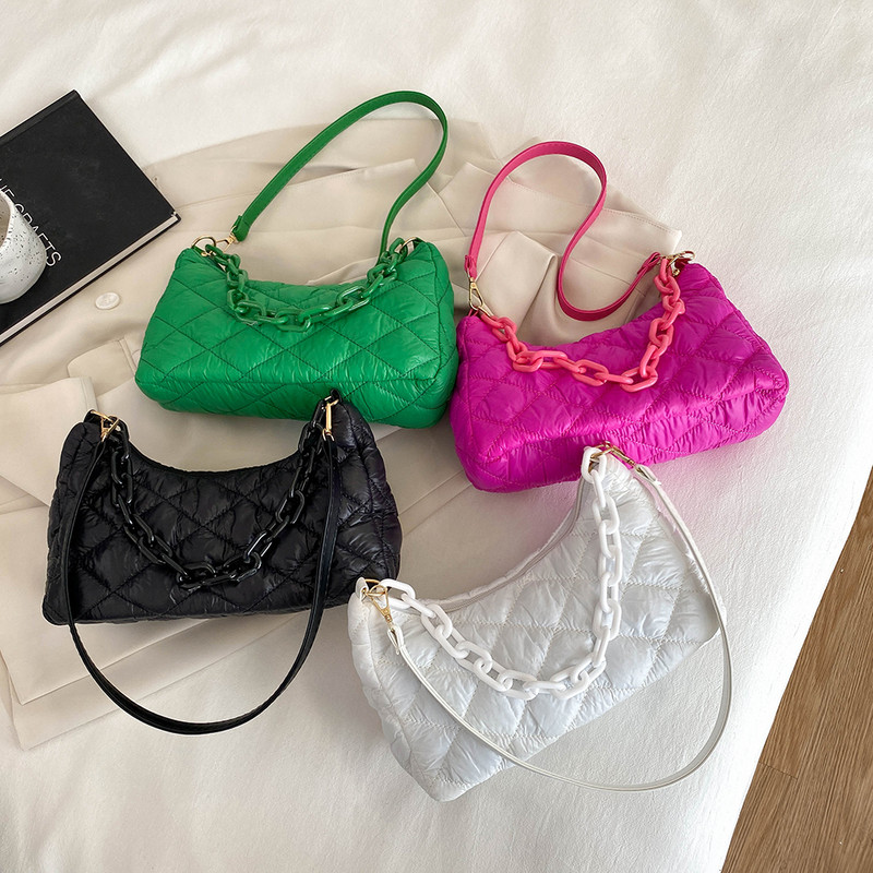 Modne prošivene ženske torbe na rame Mali lanci Torbe s ručkom na vrhu Ručne torbice s podstavljenim pamukom Ženske torbe ispod pazuha Jednobojne torbe