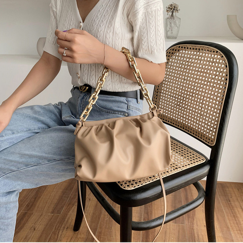 Ολογραφική τσάντα Geestock για τσάντες ώμου με χοντρή αλυσίδα PU Δερμάτινο μονόχρωμο καλοκαιρινό χιαστί Τσάντα πολυτελείας συμπλέκτες Γυναικεία τσάντα