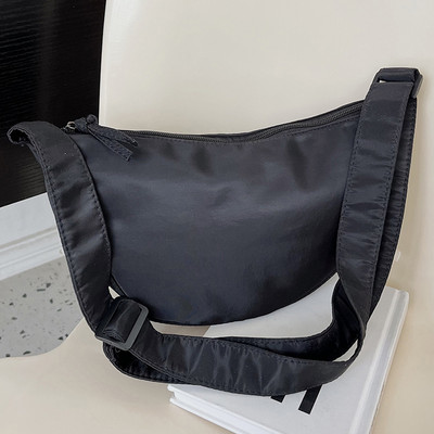 Geantă de umăr Hobos simplă din nailon pentru femei, de culoare solidă, pentru femei, portabilă, cu semiluna, cu design nou, genți de mână pentru fete.