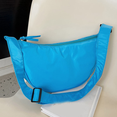 Geantă de umăr Hobos simplă din nailon pentru femei, de culoare solidă, pentru femei, portabilă, cu semiluna, cu design nou, genți de mână pentru fete.