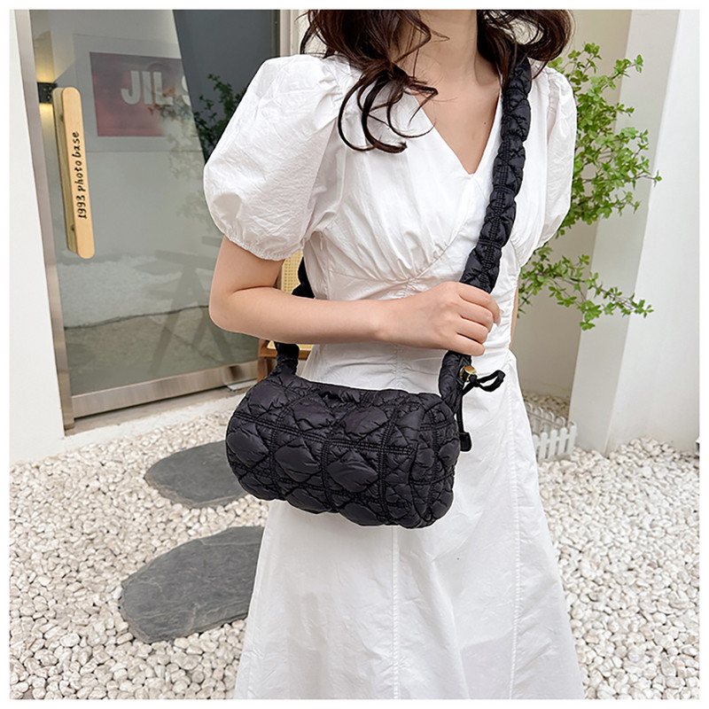 Τσάντα ρυτίδων για γυναίκες Τσάντες ώμου Cloud Τσάντες χιαστί με επένδυση Πλισέ τσάντες χιαστί καπιτονέ Τσάντες χειρός Κυλινδρικές τσάντες μασχάλης 2023 주름가방